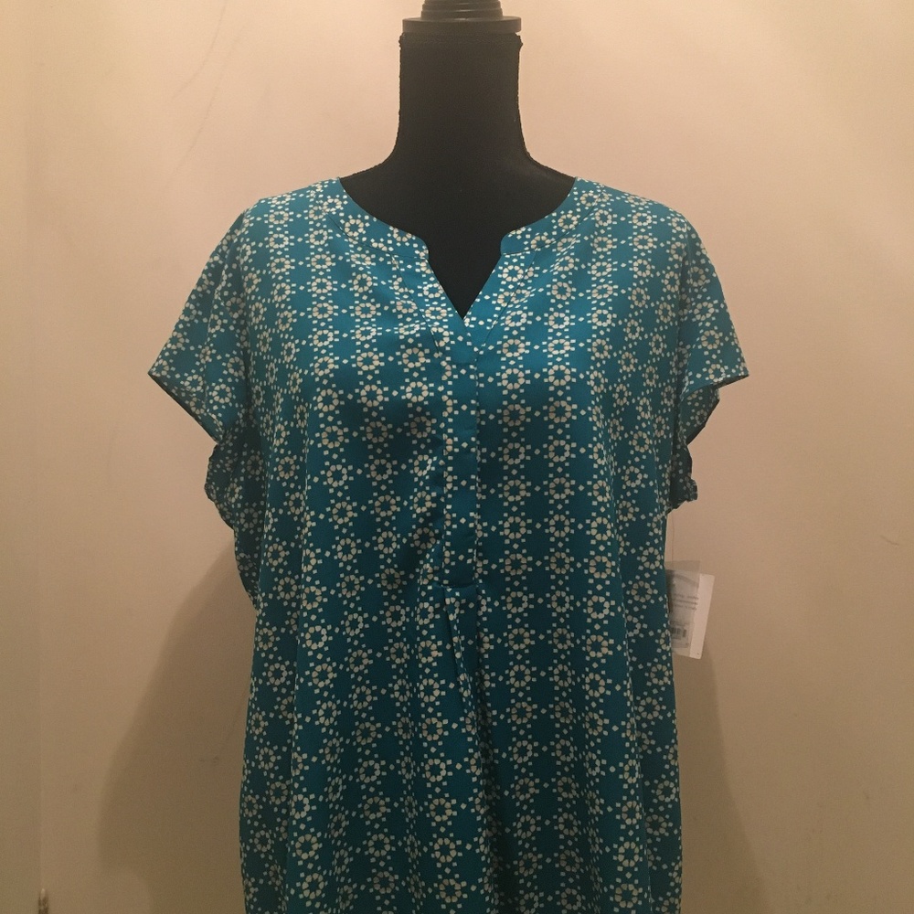 Croft & Barrow Top XL NWT Green Taupe White